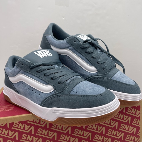 Vans Men’s Hylane
Color Theory Stormy Weath
VN000D8NRV2 Sneakers - Picture 5 of 16